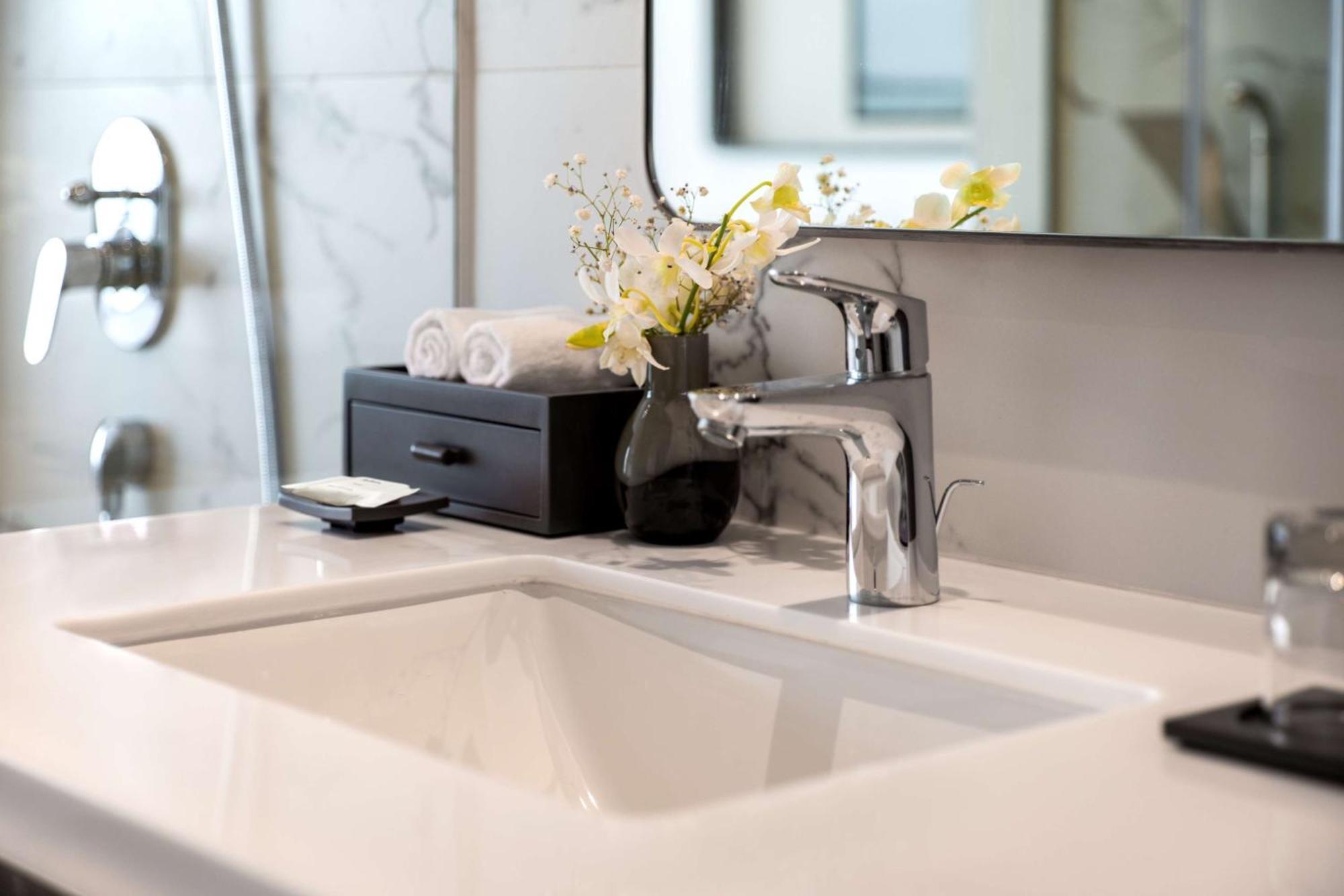 Radisson Collection Hotel, Basilica Budapest Ngoại thất bức ảnh