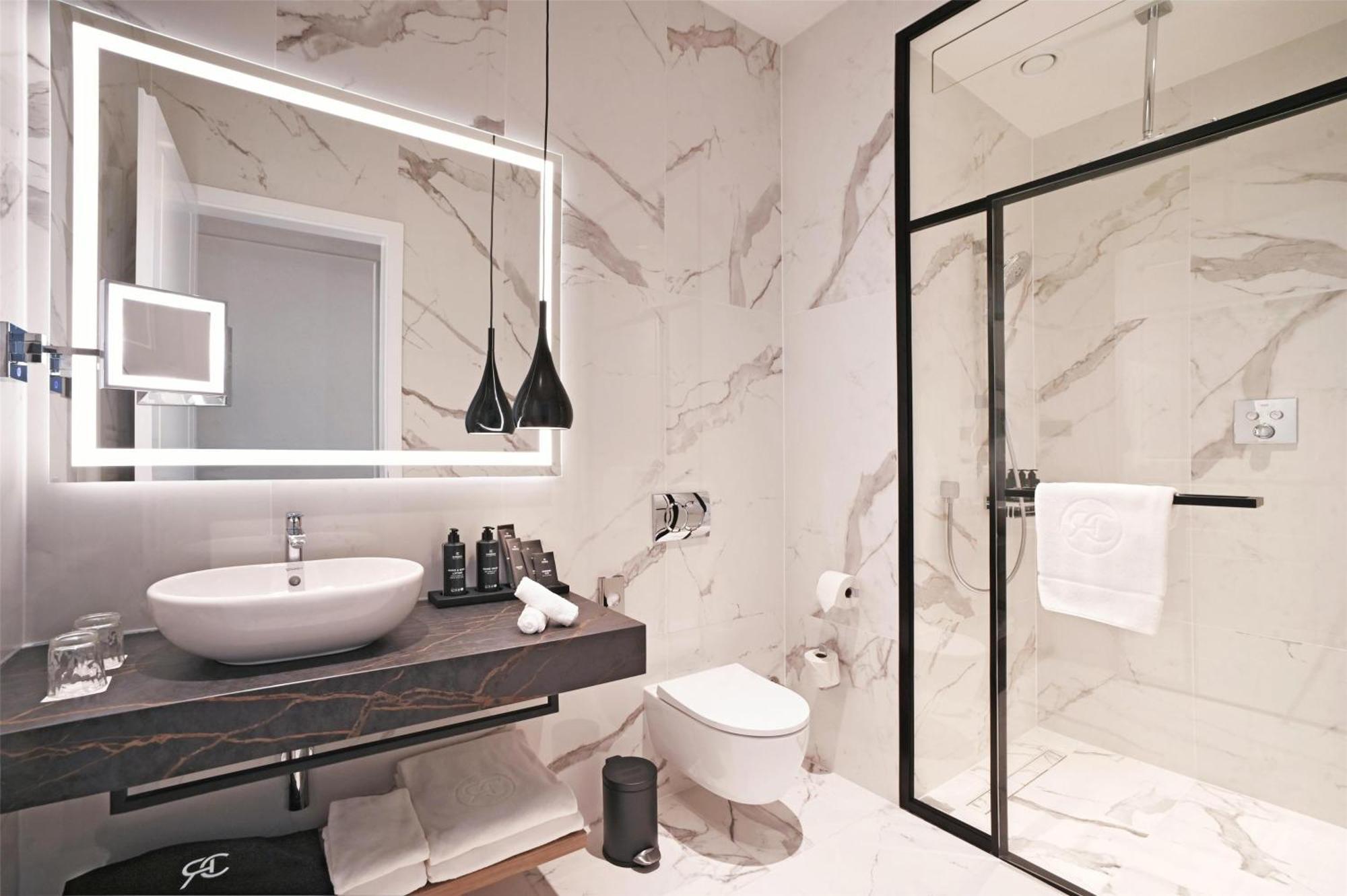 Radisson Collection Hotel, Basilica Budapest Ngoại thất bức ảnh